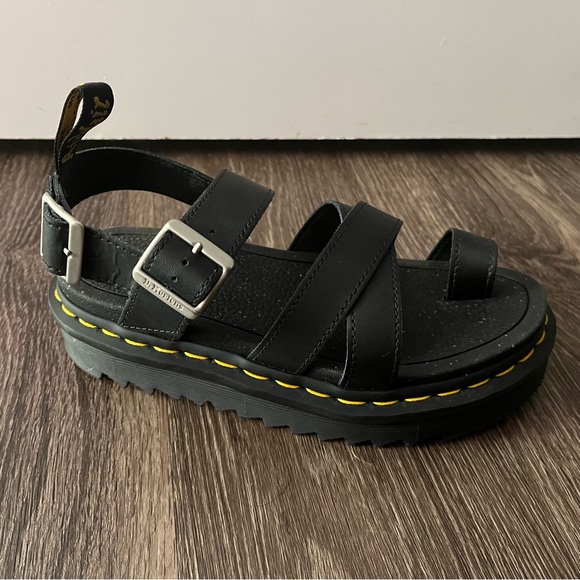 DR MARTENS AVERY HYDRO TOE LOOP PLATFORM WOMENS SANDALS - Picture 2 of 4